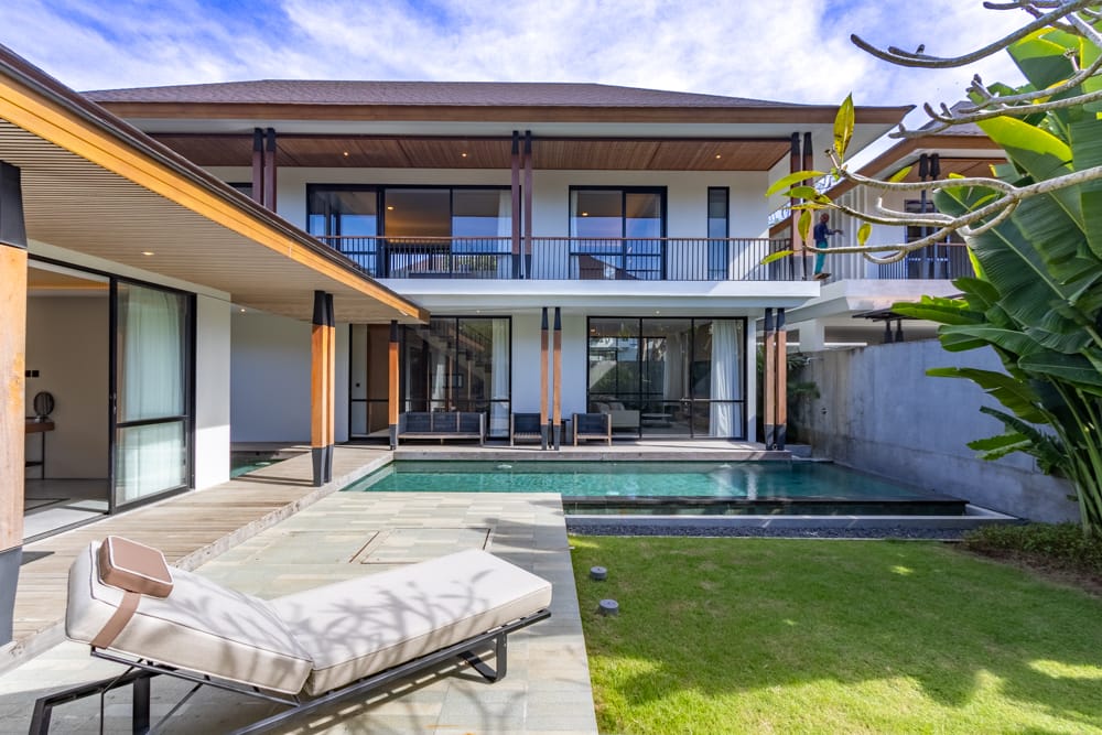 House thumbnail 3