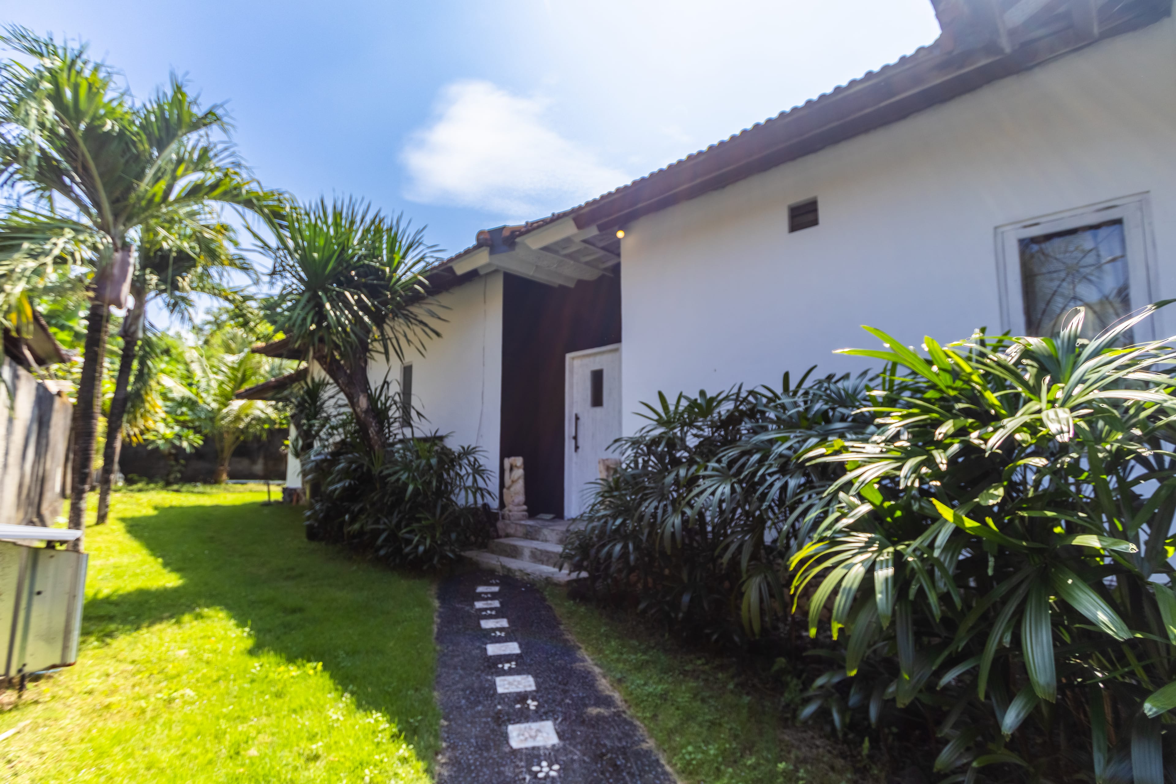 House thumbnail 1