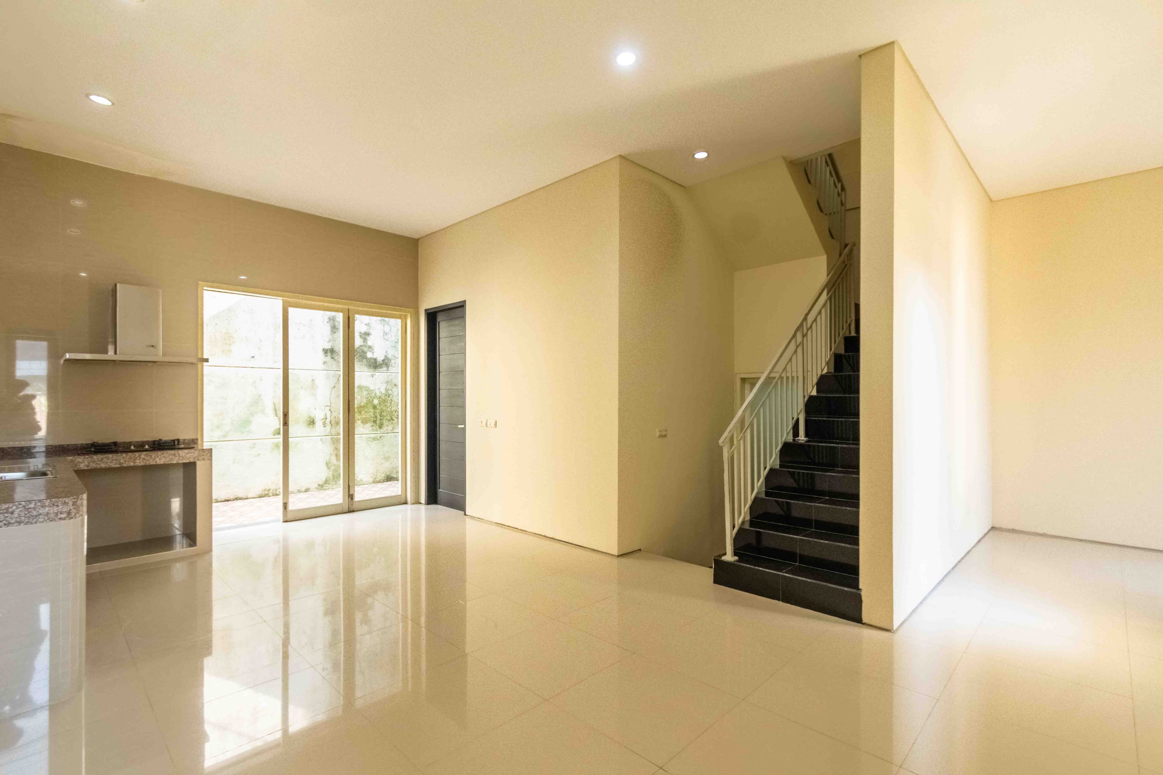 House thumbnail 2