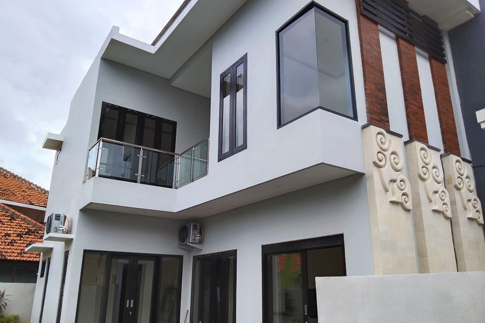 House thumbnail 3