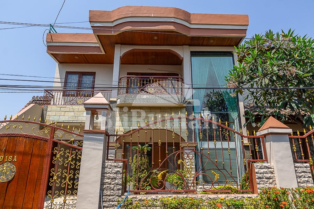 House thumbnail 1