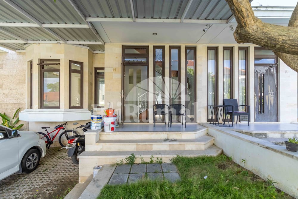 House thumbnail 2