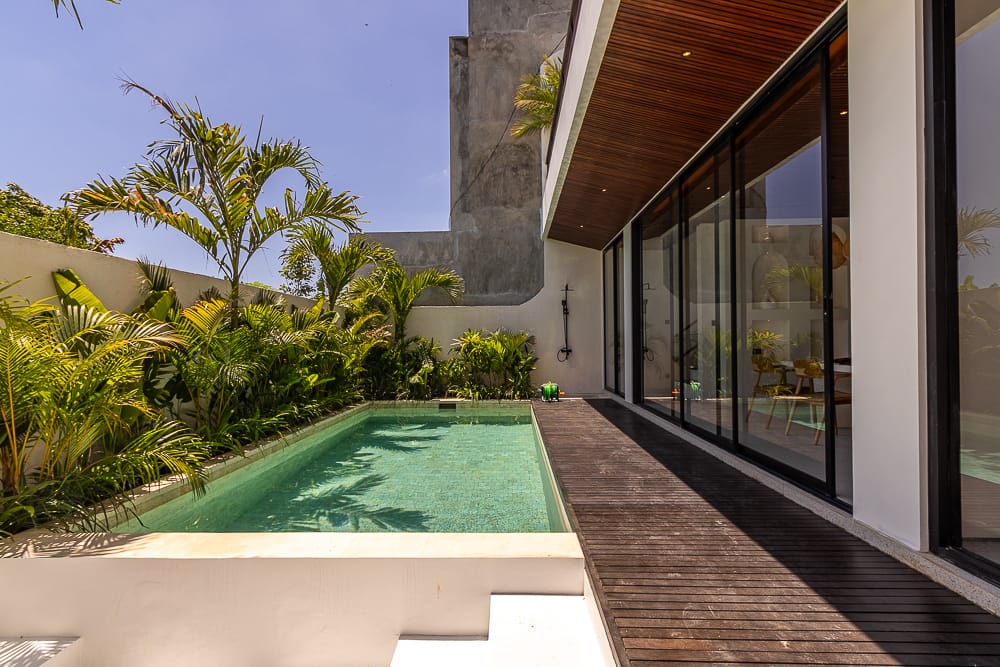 House thumbnail 1