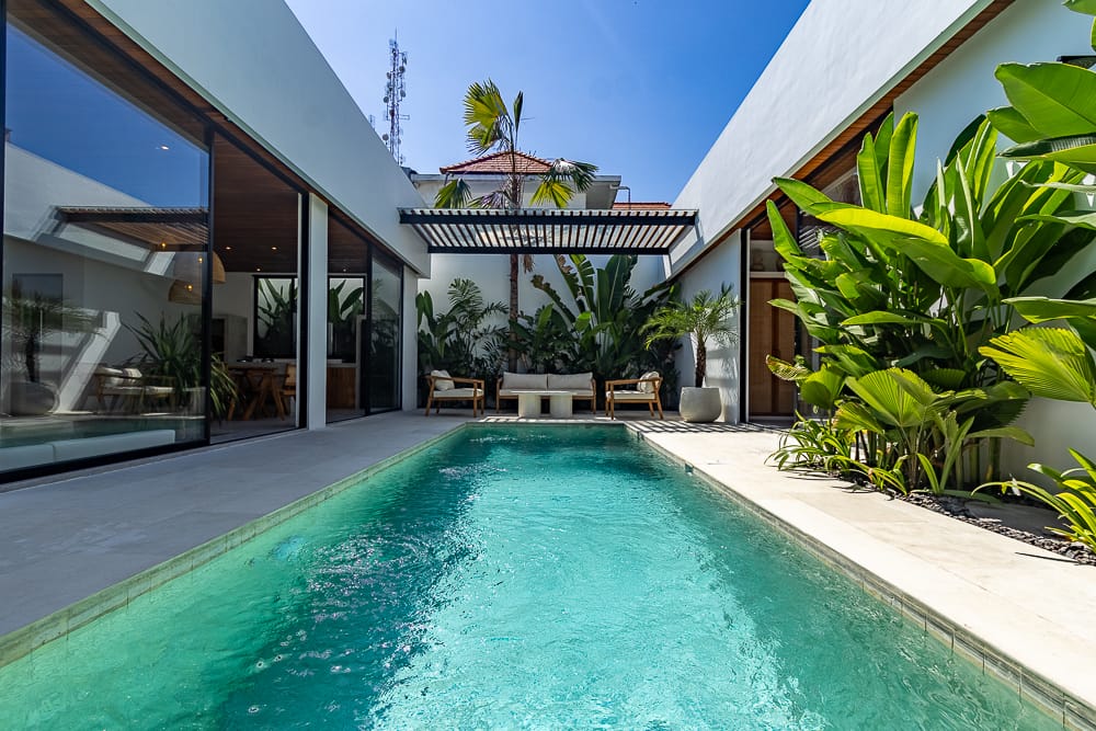 House thumbnail 1