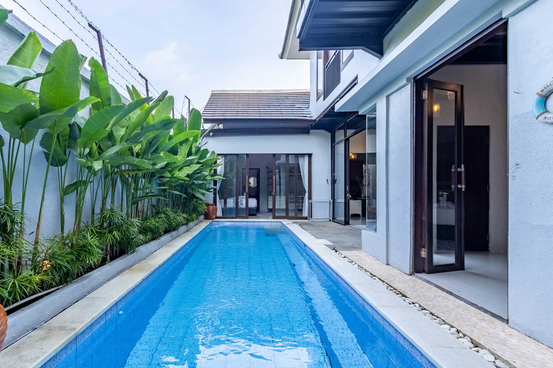 House thumbnail 1