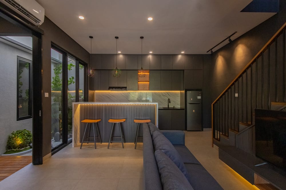 House thumbnail 3