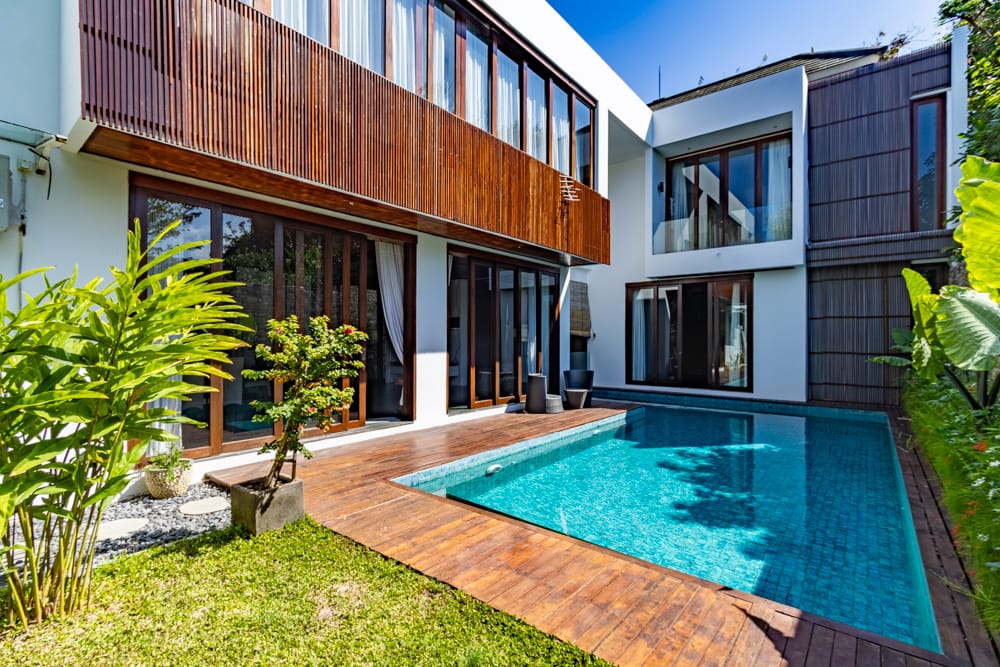 House thumbnail 3