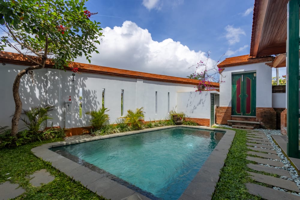 House thumbnail 1