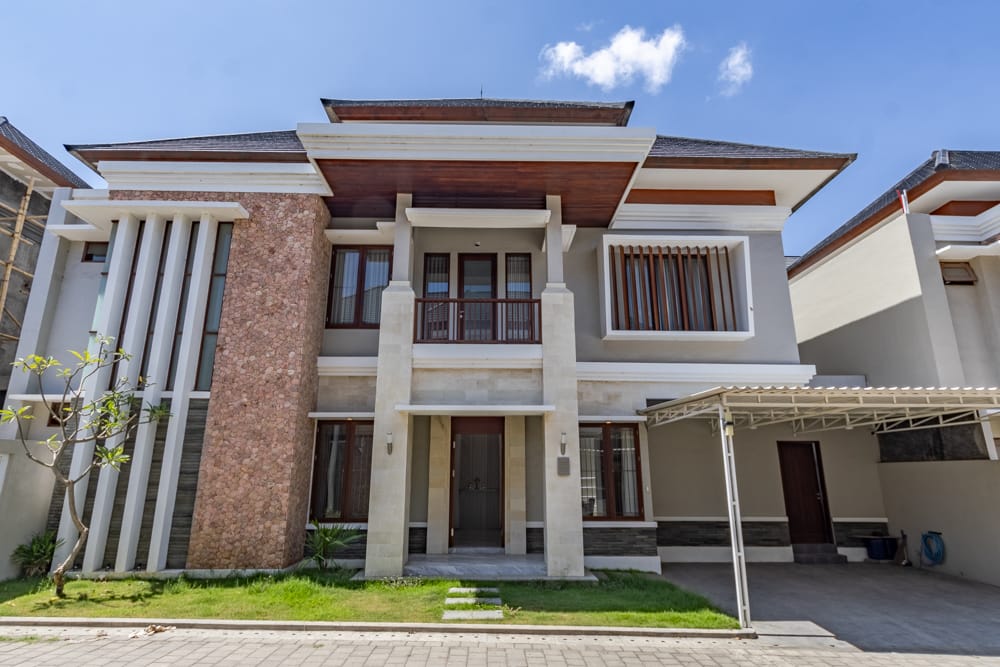 House thumbnail 1