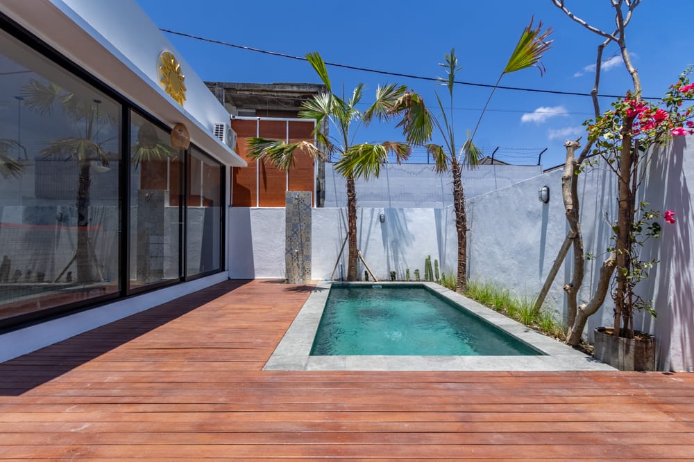 House thumbnail 1
