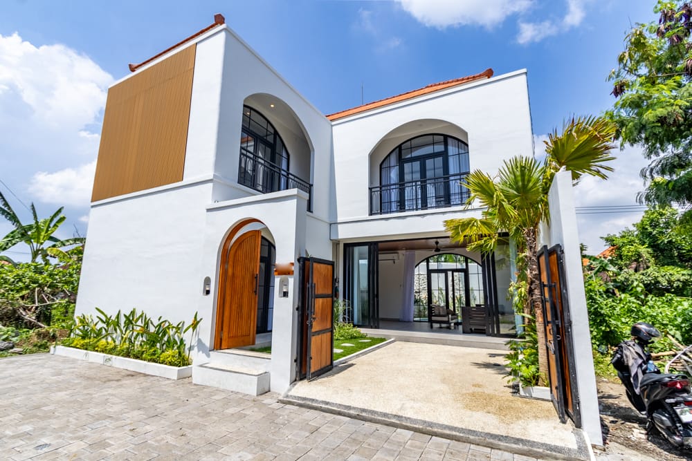 House thumbnail 1