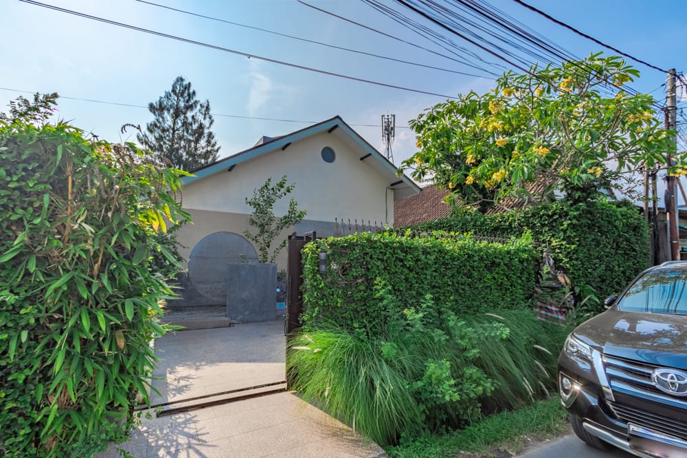 House thumbnail 2