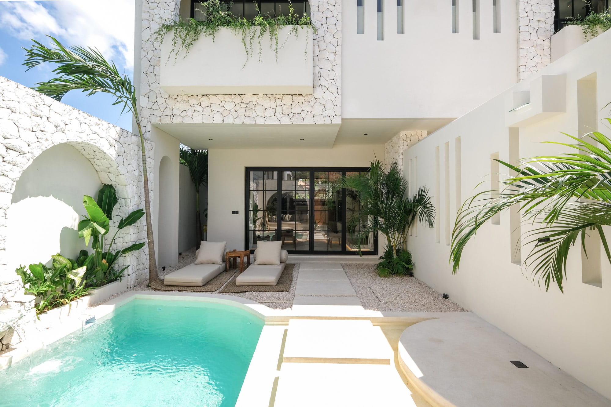 House thumbnail 1