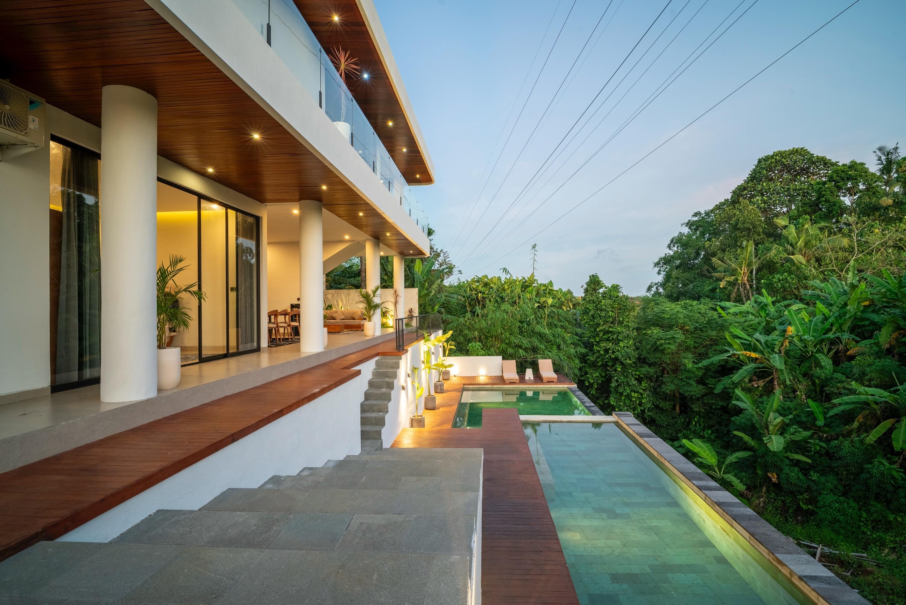 House thumbnail 2