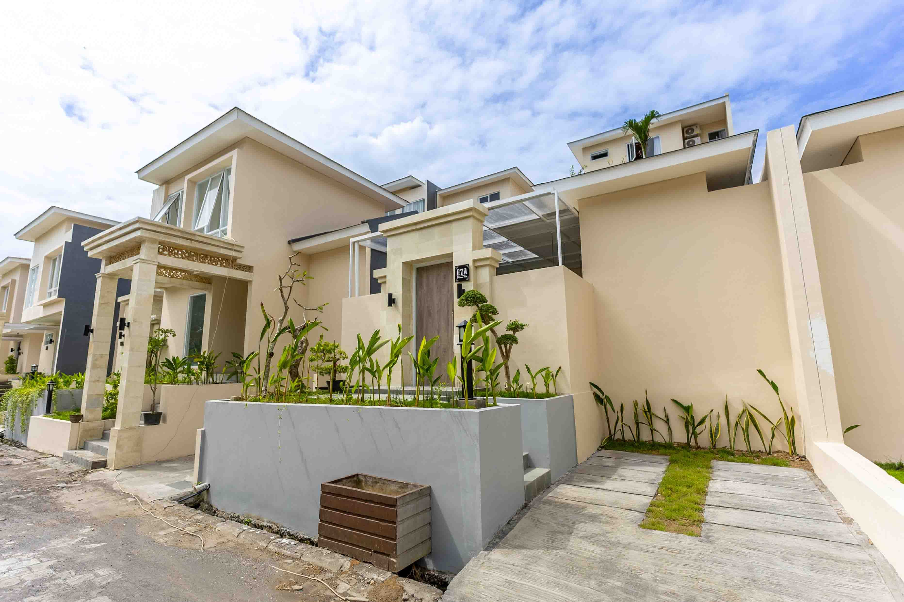 House thumbnail 1