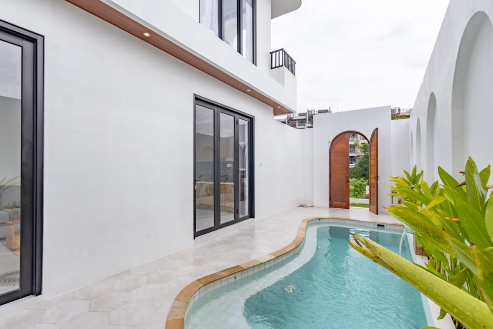 House thumbnail 1