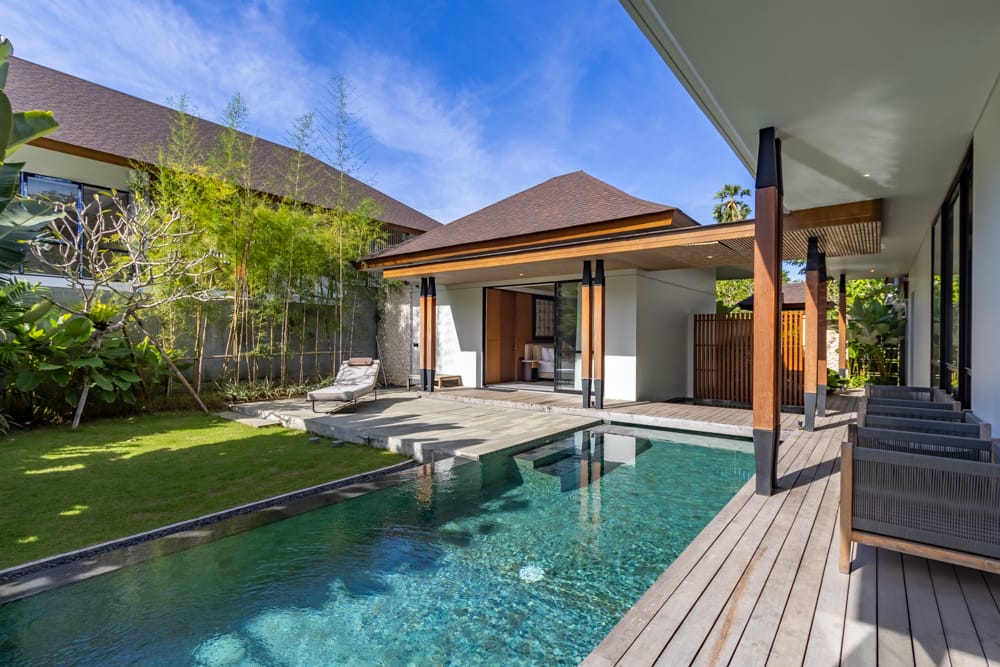 House thumbnail 2