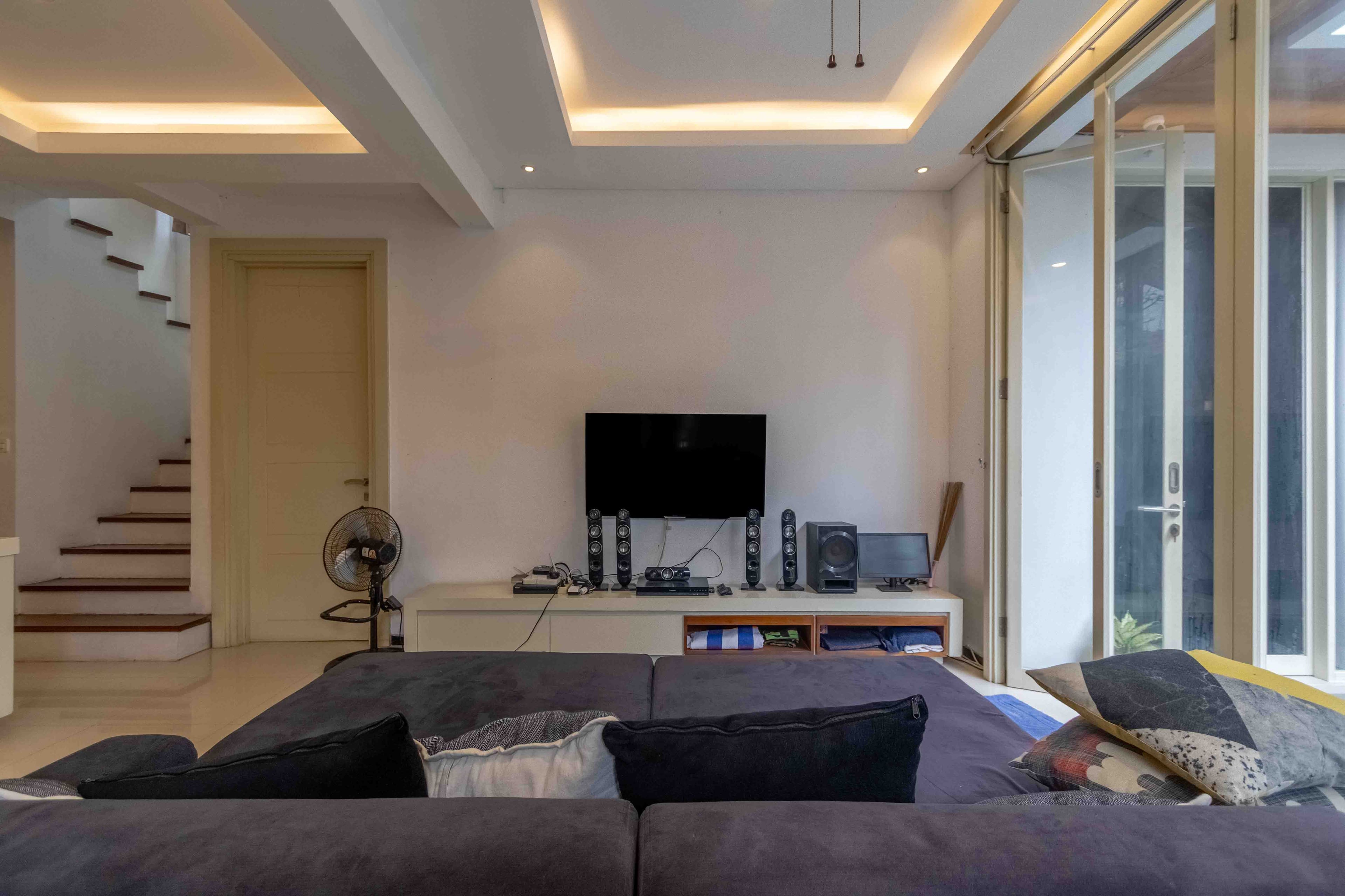 House thumbnail 4