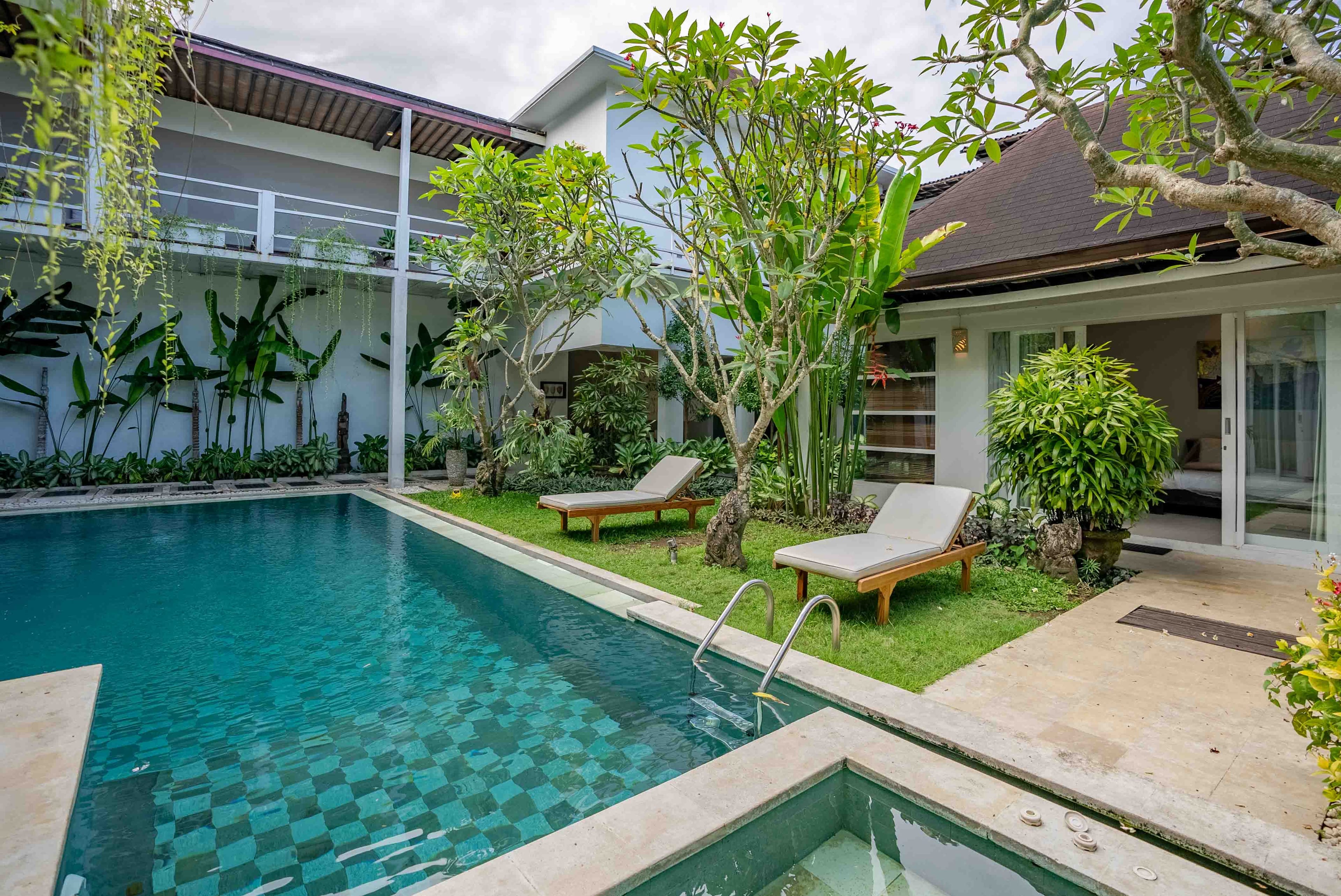 House thumbnail 2