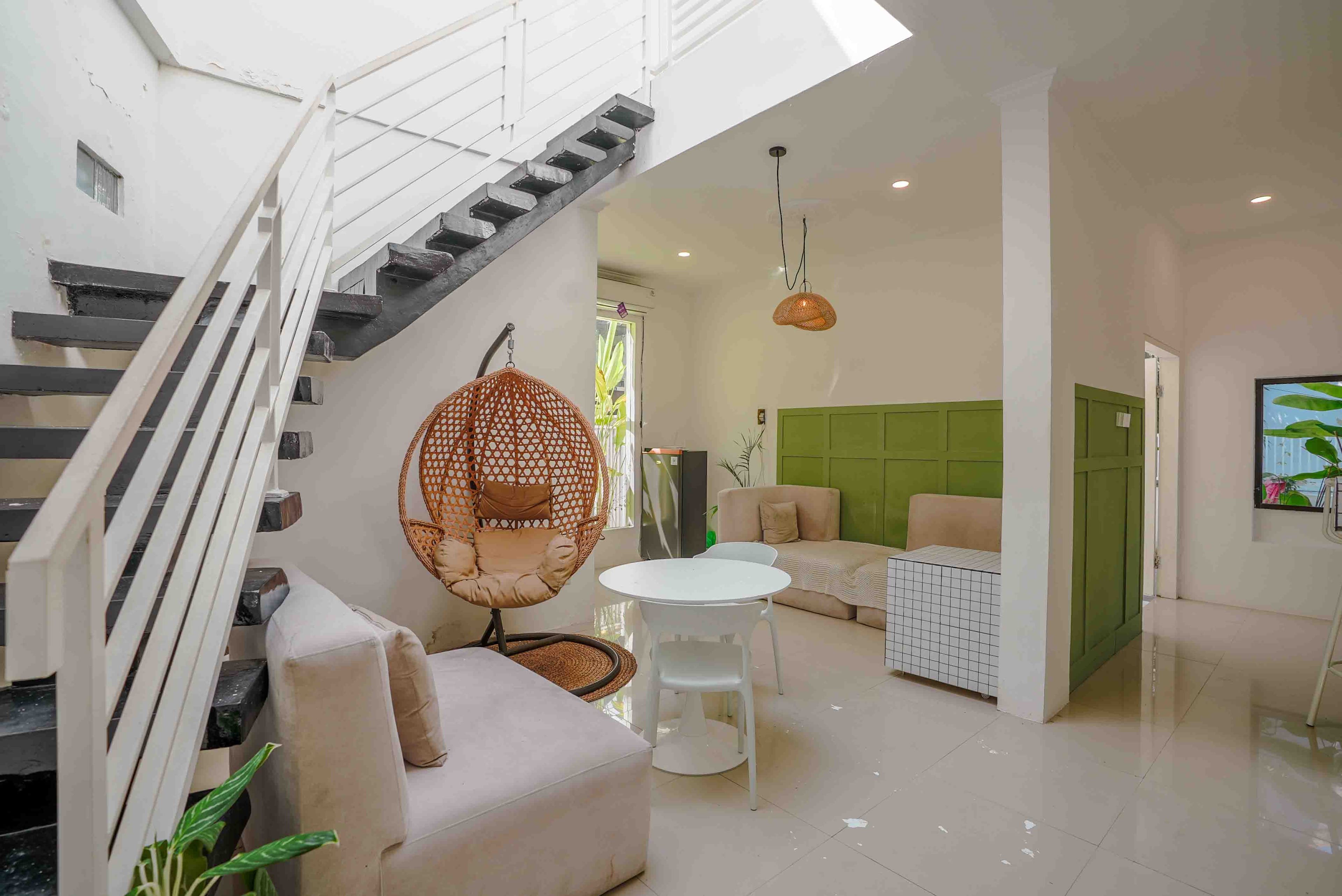 House thumbnail 5