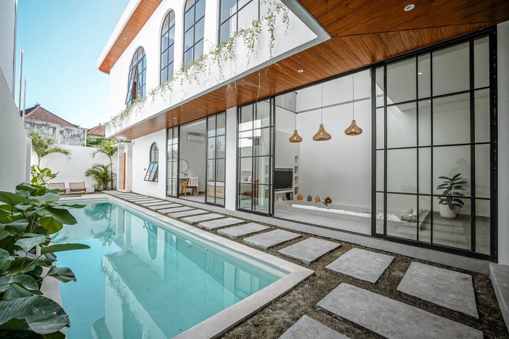 House thumbnail 1