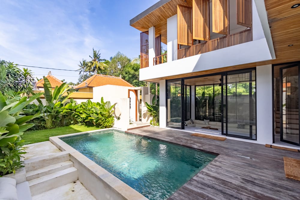 House thumbnail 1