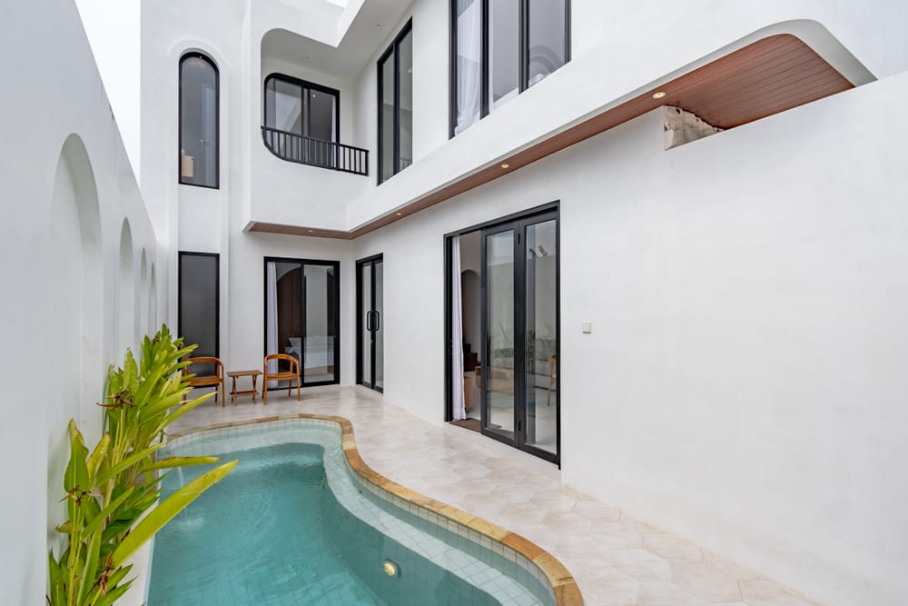 House thumbnail 2