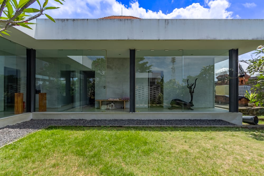 House thumbnail 2