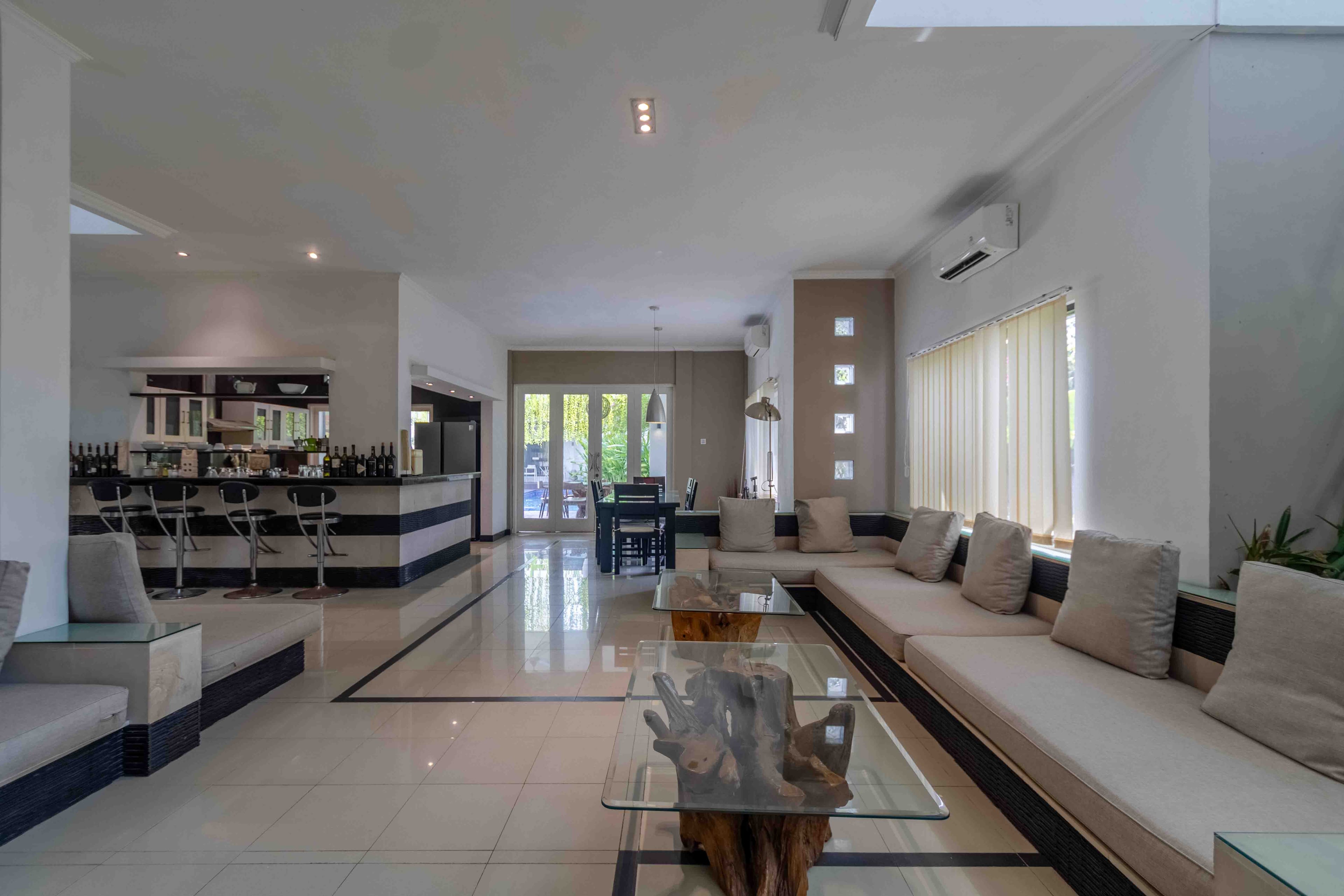 House thumbnail 2